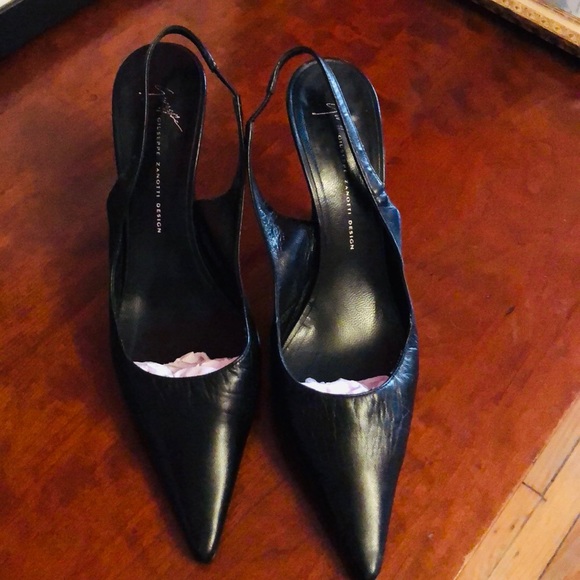 Giuseppe Zanotti Shoes - 💃Classic Giuseppe Zanotti Pump